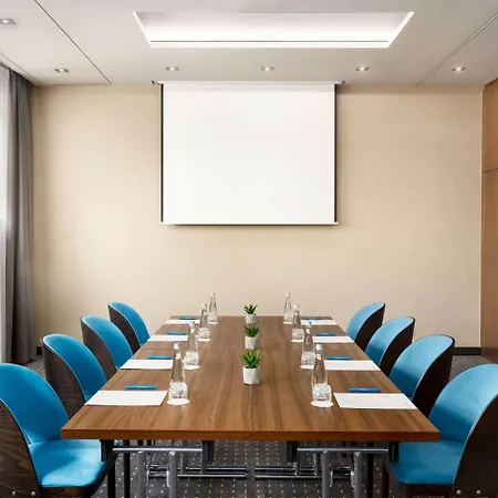 Wyndham Old Town Hotel