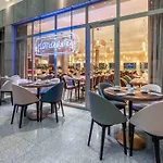 Wyndham Old Town מלון 4*