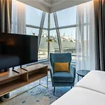 Wyndham Old Town 4*