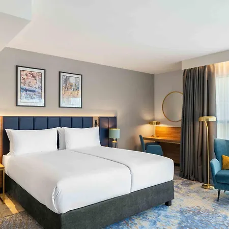 Wyndham Old Town 4* Vratislav