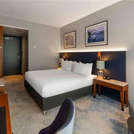 Отель Wyndham Old Town 4*