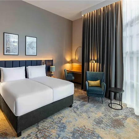 Wyndham Old Town Отель Вроцлав