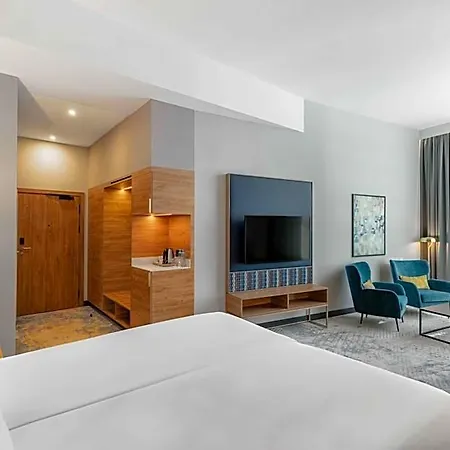 Wyndham Old Town 4* فروتسواف