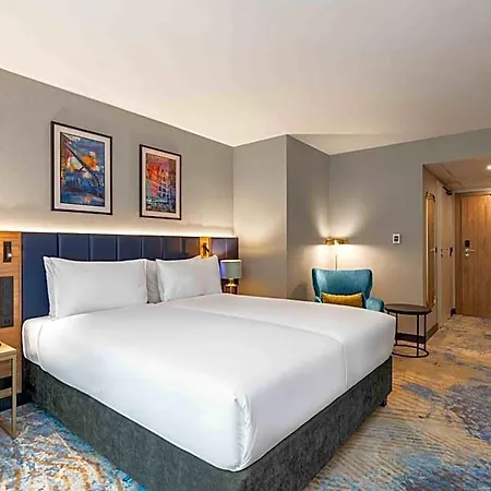 Wyndham Old Town فندق 4*