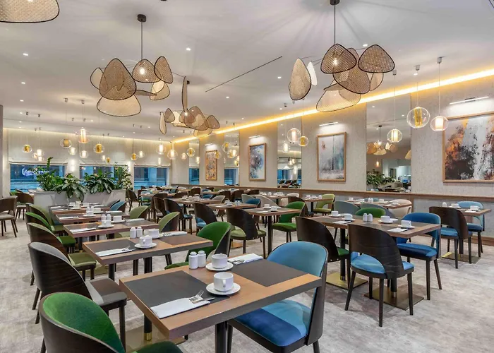 Hotel Wyndham Old Town 4*