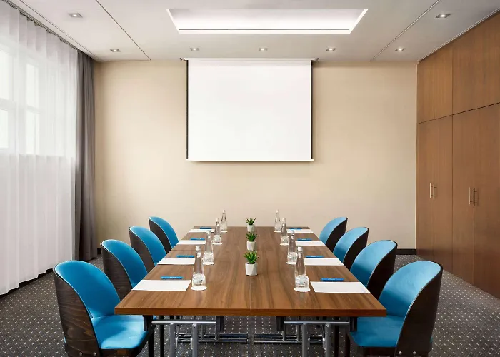 Wyndham Old Town 酒店